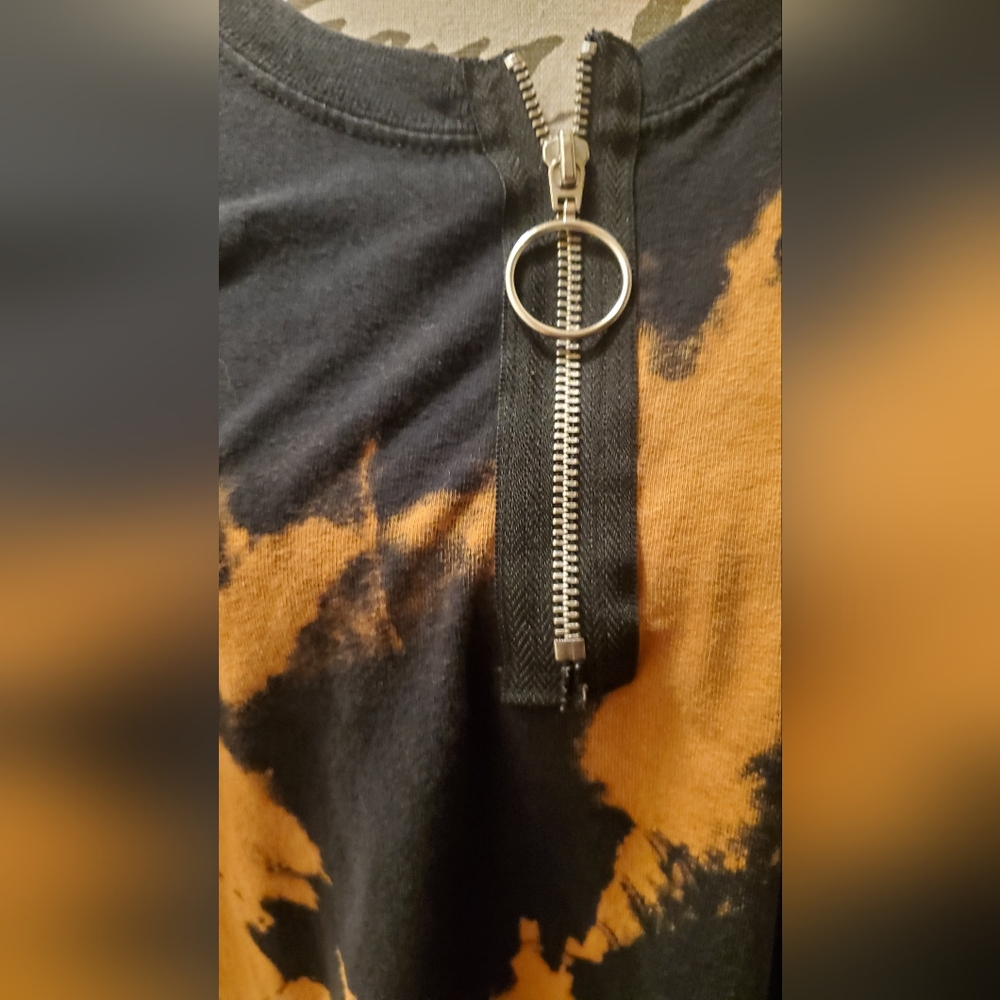 Reclaimed Vintage Black and Orange Tie-Dye Top - Picture 2 of 5